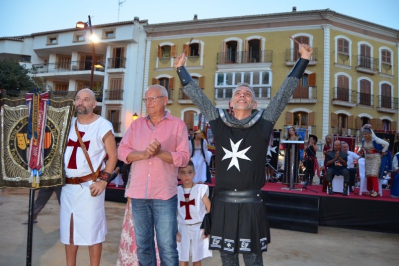 El preg de Ramn Bert  abre las fiestas de Moros i Cristians de Dnia