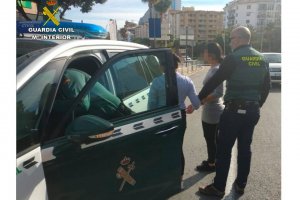 La Guardia Civil detiene en Calp a cuatro personas que robaban mediante el mtodo del abrazo