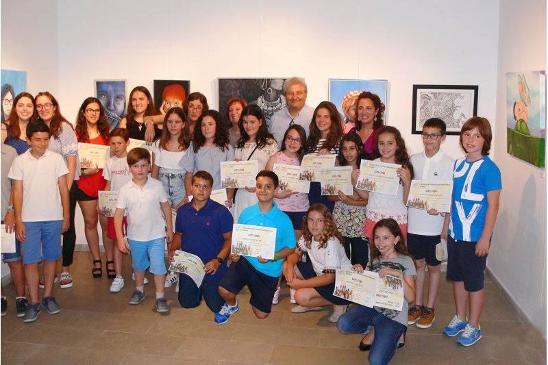 Exposicin de los alumnos de la Escola de Pintura Mediterrnea en Xbia