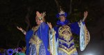 Las filaes de Moros i Cristians de Dnia ofrecen un desfile gil con unos espectaculares boatos