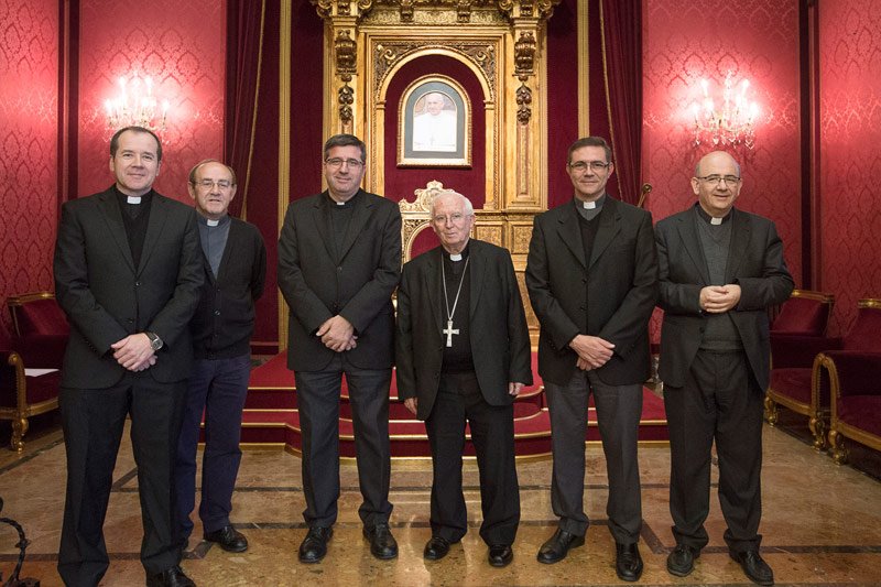 El Arzobispado nombra vicario episcopal a Paco Revert