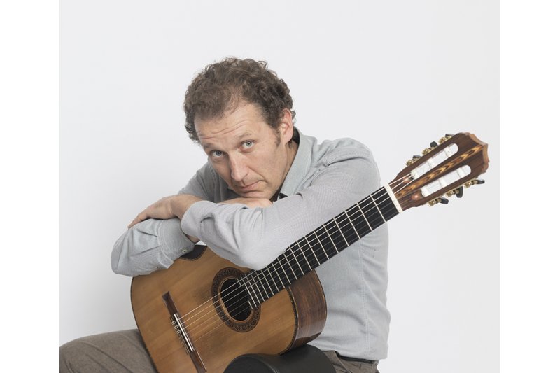 Miquel Prez Perell, guitarrista: La msica ens trau de lendormiscament i el negativisme per dur-nos a la creativitat