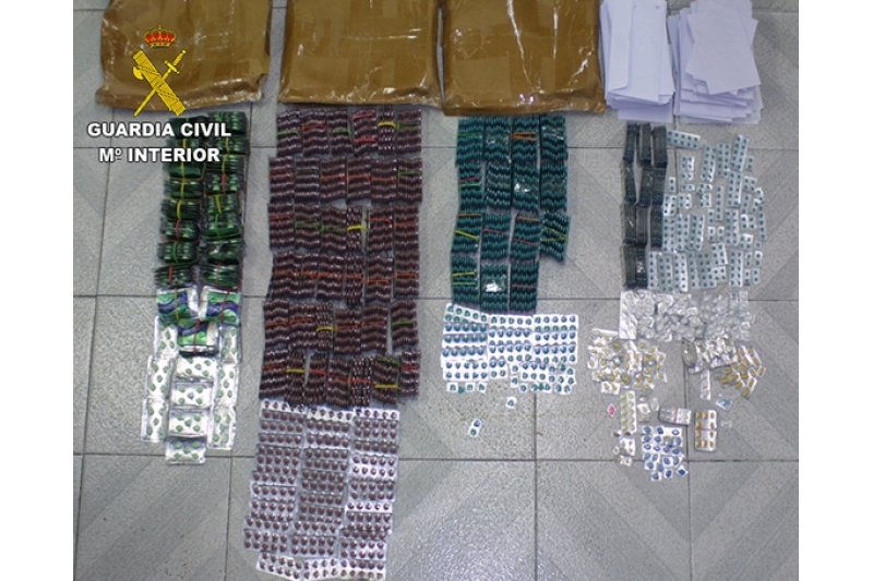 La Guardia Civil incauta 25.600 comprimidos falsos de viagra que iban a ser entregados en Calp