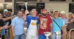 Los Moros i Cristians desafan la ola de calor para participar en la 40 edicin del concurso de paellas de Sant Roc