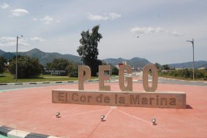 La Polica Local de Pego regula el trfico por el paso de la Vuelta Ciclista a Espaa el sbado 2 de septiembre
