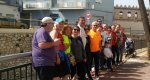 Una vintena de voluntaris participa en la campanya Mans al riu per a netejar lAlberca