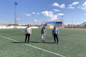 La Concejala de Deportes de Ondara confirma la renovacin del csped del campo de ftbol Vicente Zaragoza