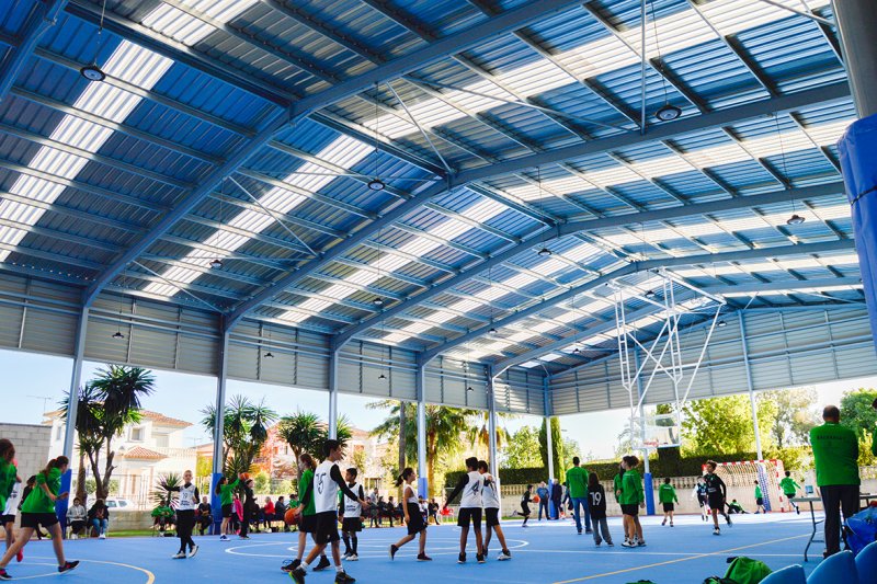 La pista poliesportiva dEl Verger inaugura la seua coberta amb un homenatge als precursors del bsquet al municipi