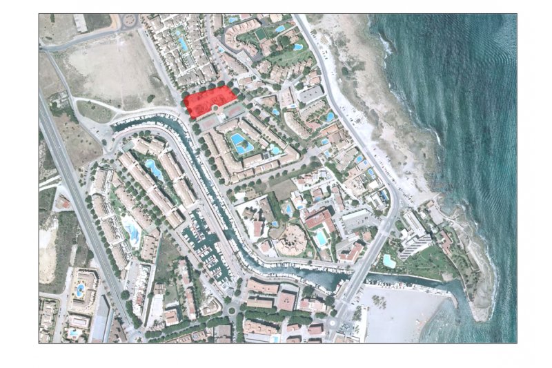 El Ayuntamiento de Xbia subasta una parcela en el Arenal a partir de casi 2 millones de euros