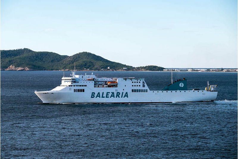 Baleria invertir 60 millones de euros en remotorizar a gas natural cinco de sus ferries
