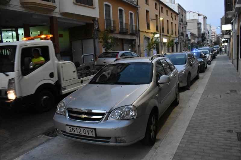 Vecinos del centro de Dnia proponen que el Ayuntamiento autorice tarjetas de residentes para aparcar