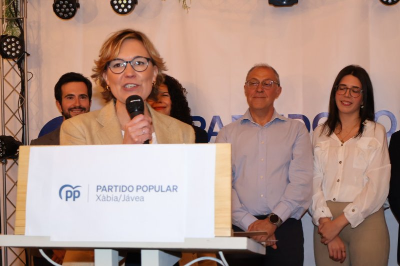 Rosa Cardona en la presentacin de la candidatura del PP: queremos una Xbia segura, limpia y acogedora