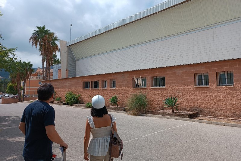 L’Ajuntament de Pego millora la impermeabilització del sostre del pavelló d’esports