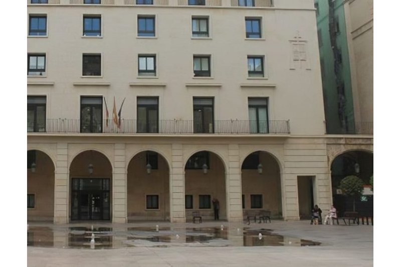 La Audiencia de Alicante condena a 12 años y medio de prisión a dos hombres por matar a otro a golpes en Xaló   