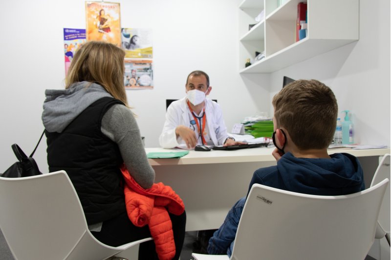 El Hospital de Dnia pasa revisin mdica a 22 nios ucranianos refugiados 