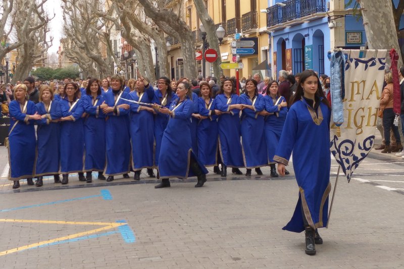 La fiesta de Moros i Cristians vuelve a las calles de Dénia