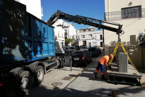 Restauració del contenidors soterrats del carrer Bilbao de Benissa