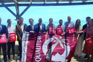 Turisme Comunitat Valenciana entrega en Dénia las Banderas Qualitur