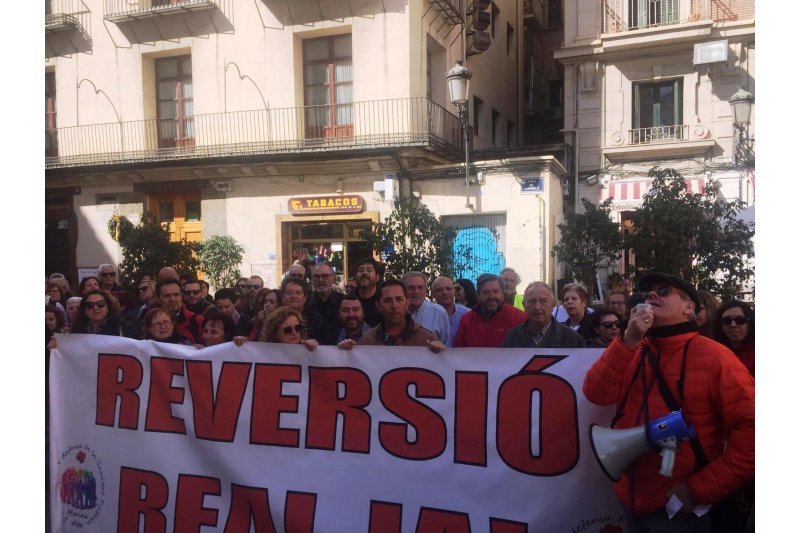 La Plataforma de la Sanidad Pblica vuelve a manifestarse en Valencia para reclamar la reversin del Hospital de Dnia 