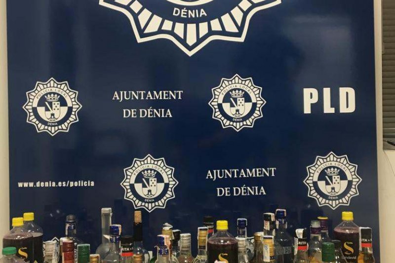 La Polica impone diecisis denuncias por consumo de alcohol en la va pblica en Dnia