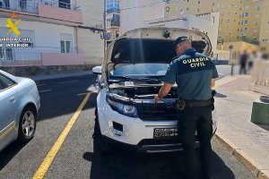 Detingut un home que furtava cotxes d'alta gamma a Madrid i els portava a Calp 
