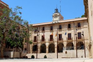 Un juzgado de Alicante condena al Ayuntamiento de Dénia a aplicar la carrera profesional 