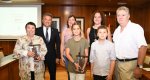 Isabel Mart y la asociacin Aspanion reciben los premios 9 de Octubre Vila de XBIA