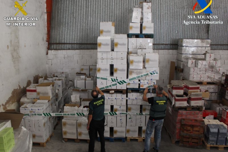 La Guardia Civil destapa un importante fraude fiscal en una destilería de bebidas alcohólicas  de la comarca 