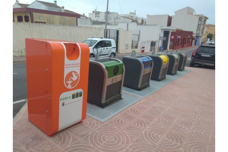 Campanya de reciclatge de loli de cuina a Benitatxell