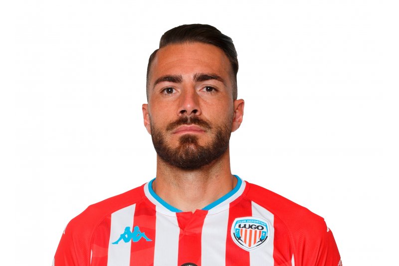 El futbolista xabienc Xavi Torres renueva con el Lugo