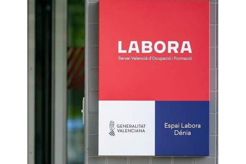 Labora lanza el primer programa especfico que ofrece formacin y salario a mujeres desempleadas