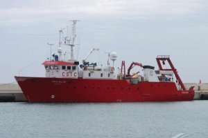 Continúa la búsqueda de una trabajadora que cayó al mar desde un buque oceanográfico del CSIC 
