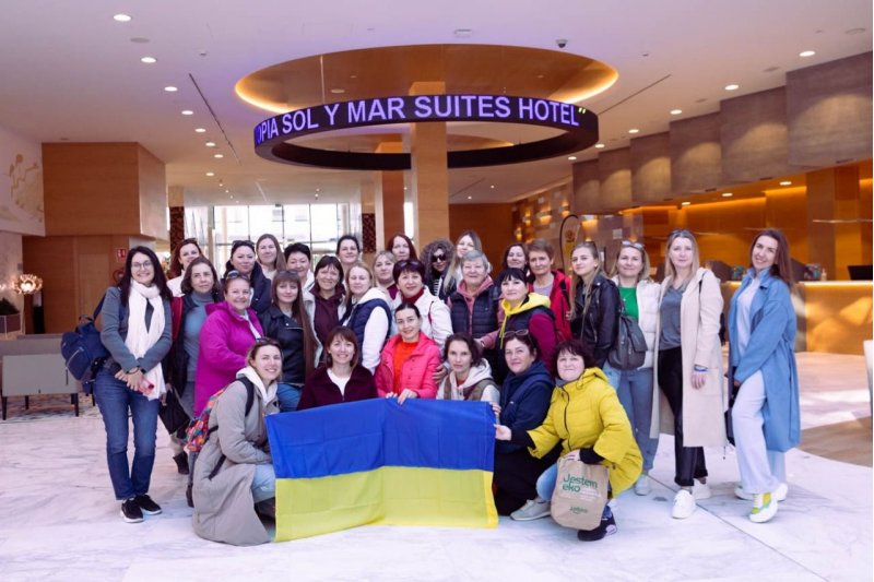 Treinta y dos mujeres ucranianas se recuperan de la guerra en Calp 