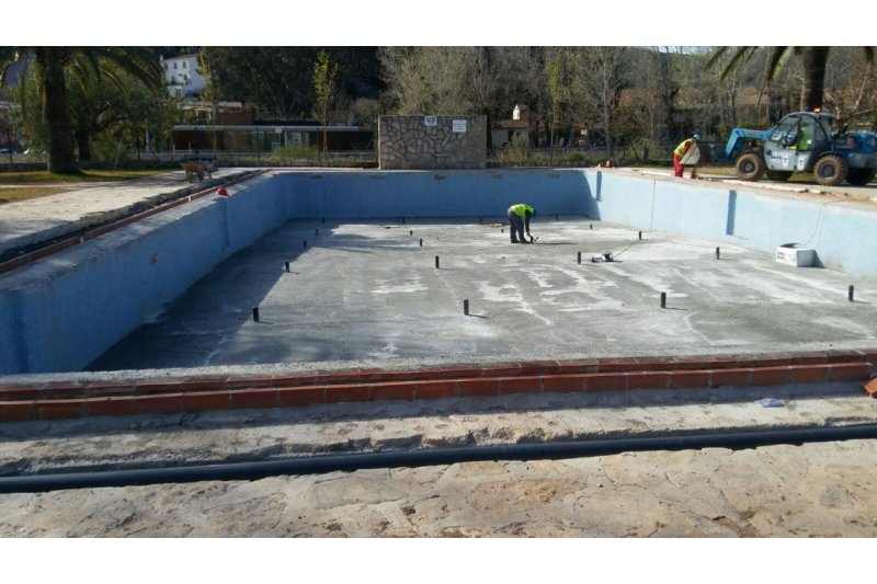 Sinicia la reforma de la piscina municipal de Xal amb una inversi de 145.000 euros
