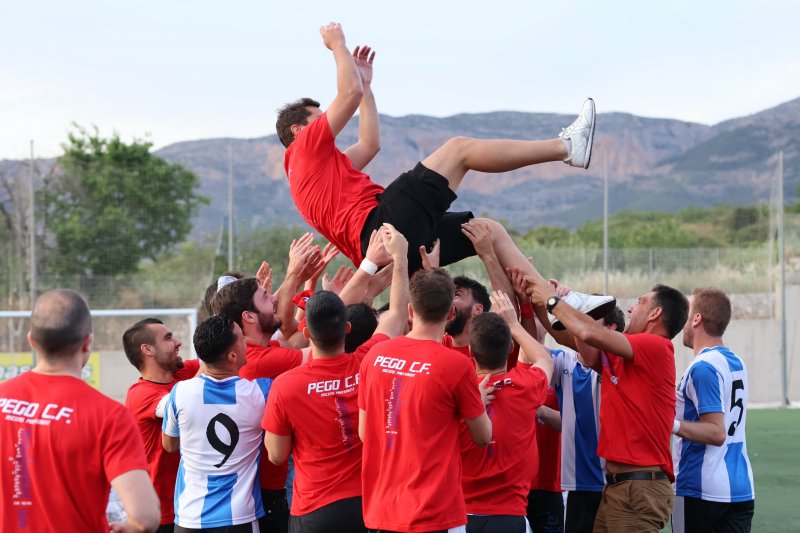 Primera Regional: El Pego gana en Gata (1-3) y celebra el ascenso a “Preferente”