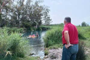 El Ayuntamiento de Pego promueve el servicio de baño adaptado en el río Bullent con el soporte de Acció Urgent