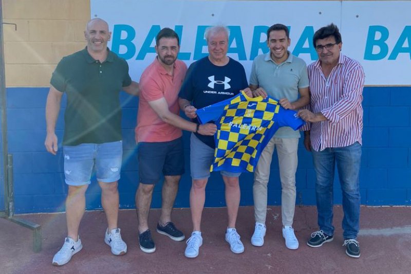 Ftbol Preferente: Pere Perles es el nuevo entrenador del Dnia