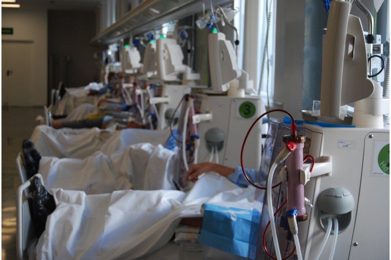 El Hospital de Dénia incorpora un turno adicional en la Unidad de Hemodiálisis
