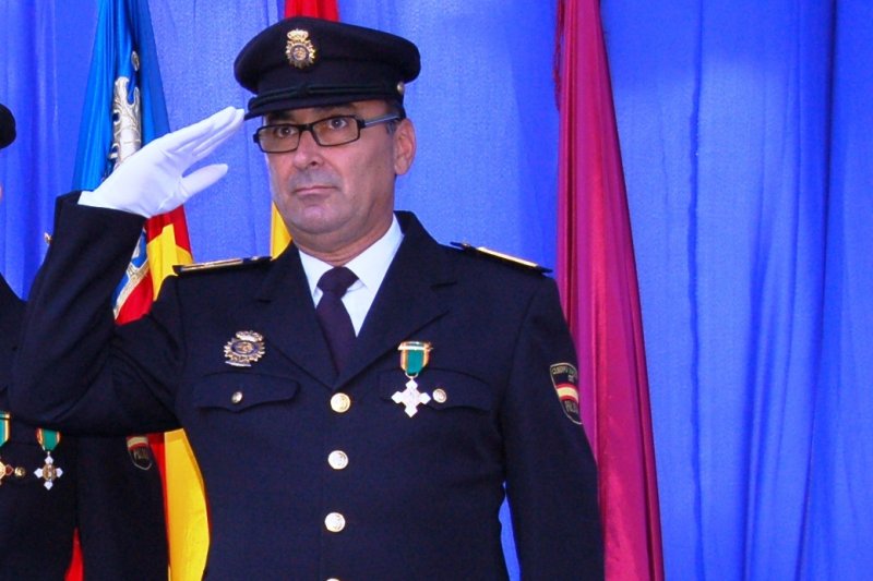 Homenaje de la Polica Nacional de Dnia al agente Juan Miguel Romero, fallecido a los 64 aos 
