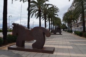 Siete esculturas monumentales de Juan Méjica recalan en Dénia