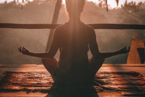 Hacia la tranquila concentracin del Yoga