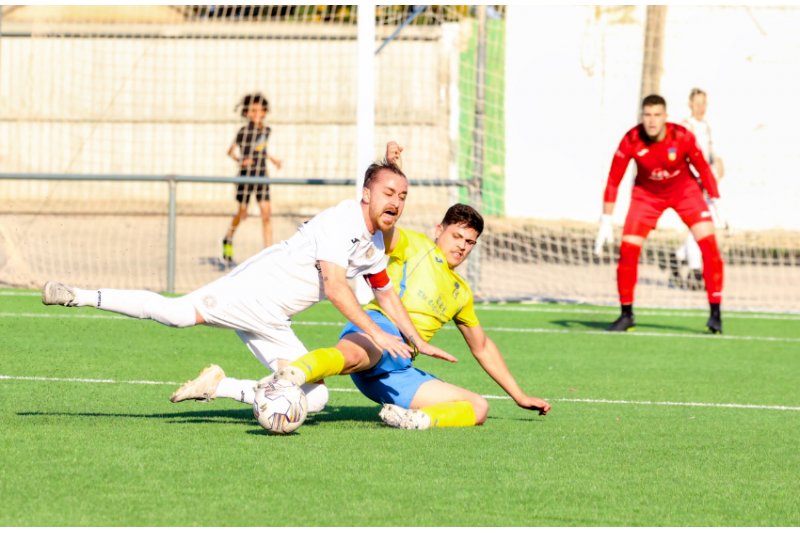 Tercera FFCV: El Dnia B gana en El Verger y se jugar el liderato la prxima jornada contra el Foietes Benidorm