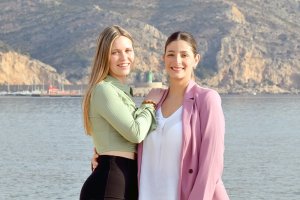 Lucía Serrano y Vanessa Garrido, abanderadas de los Moros i Cristians de 2024 en Xàbia
