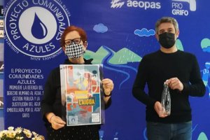 Gata promou accions contra l’ús de botelles de plàstic per a l’aigua