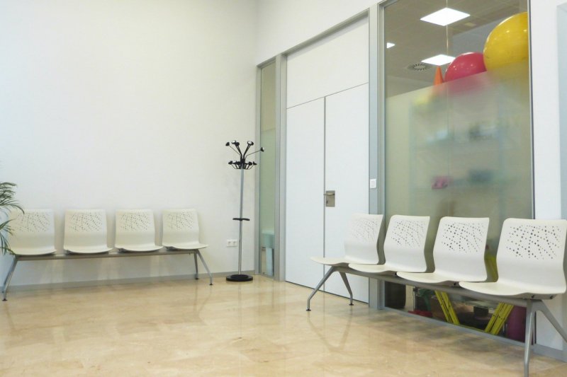 El Hospital San Carlos de Dénia abre un nuevo centro de fisioterapia avanzada
