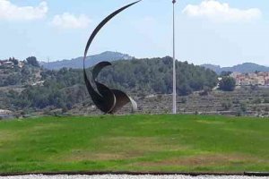 L'Ajuntament de Calp farà la restauració de l'escultura d'Andreu Alfaro