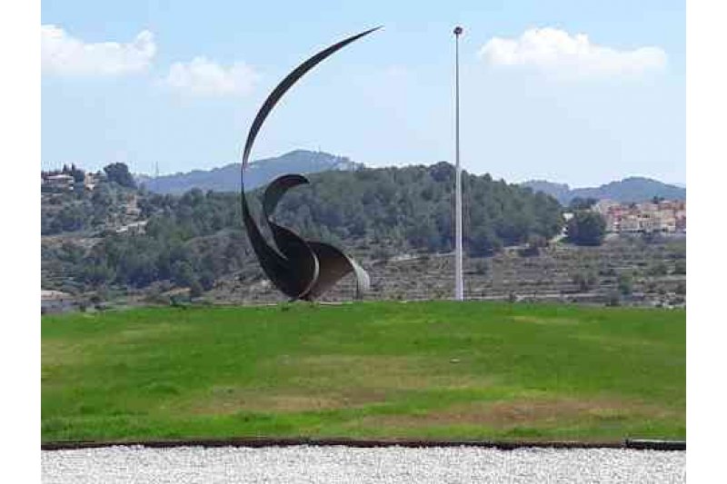 El Ayuntamiento de Calp har la restauracin de la escultura de Andreu Alfaro 
