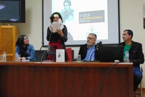 Un llibre-poemari d’Ana Noguera homenatja el feminisme, la llibertat i la memòria de Maria Cambrils a Pego