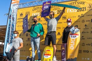 El kitesurfista de Marina El Portet Álex Climent se impone en Formentera y vuela hacia su tercer título de Cutty Sark FKSS