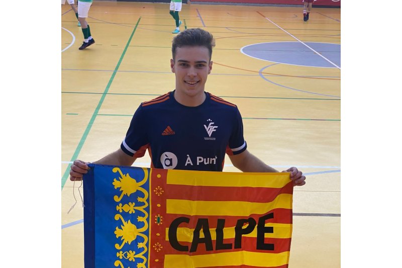 El calpino Carlos Alonso lidera la selección valenciana Sub 19 de fútbol sala que cae en la semifinal del Campeonato de España